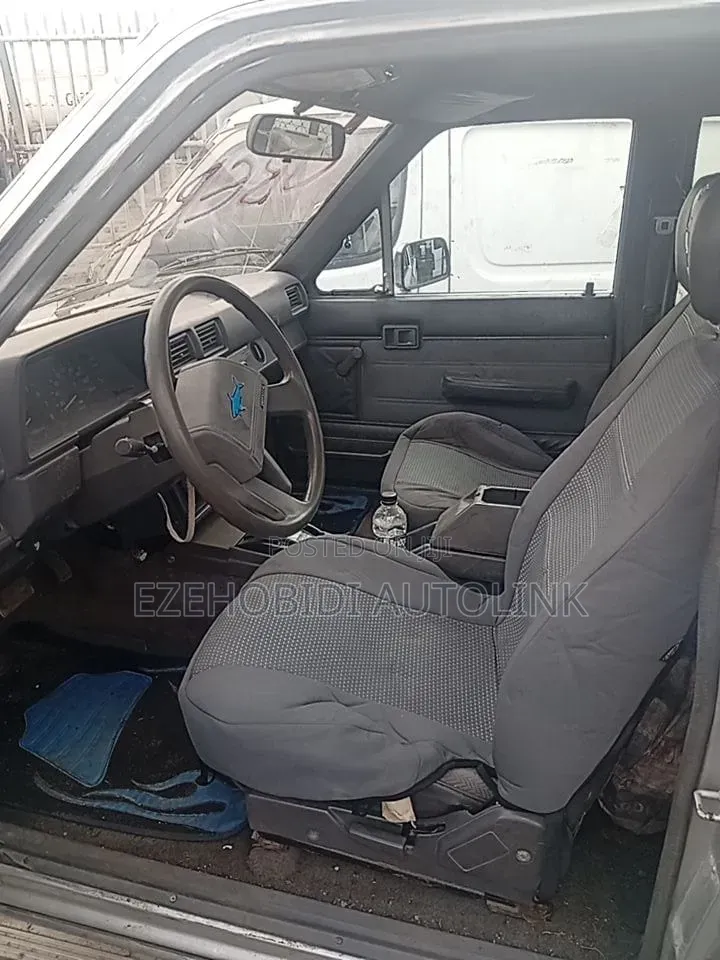 Toyota Hilux 1997 Gray