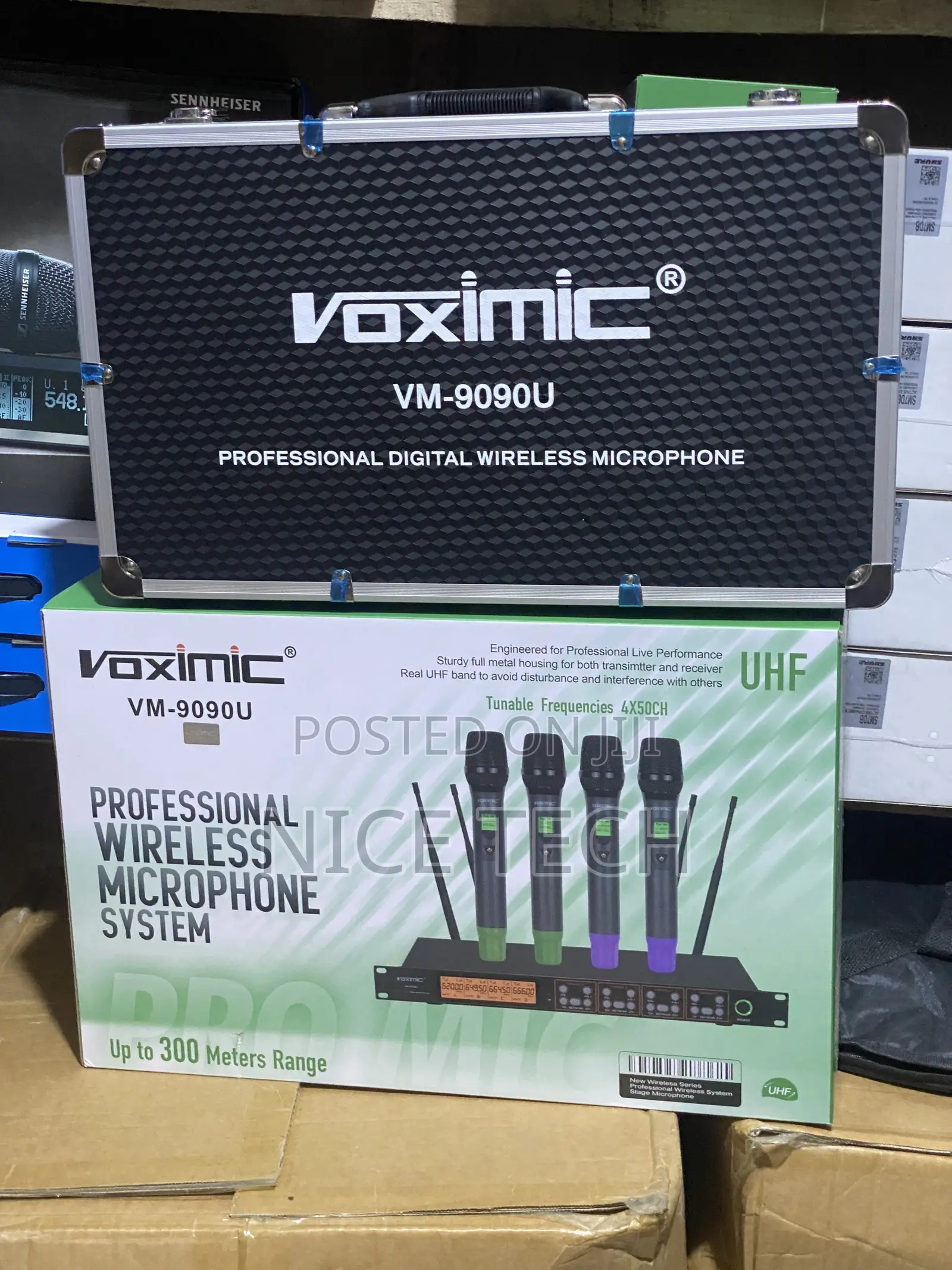 Voximic VM-9090U 4in1 Professional Wireless Microphone System.
