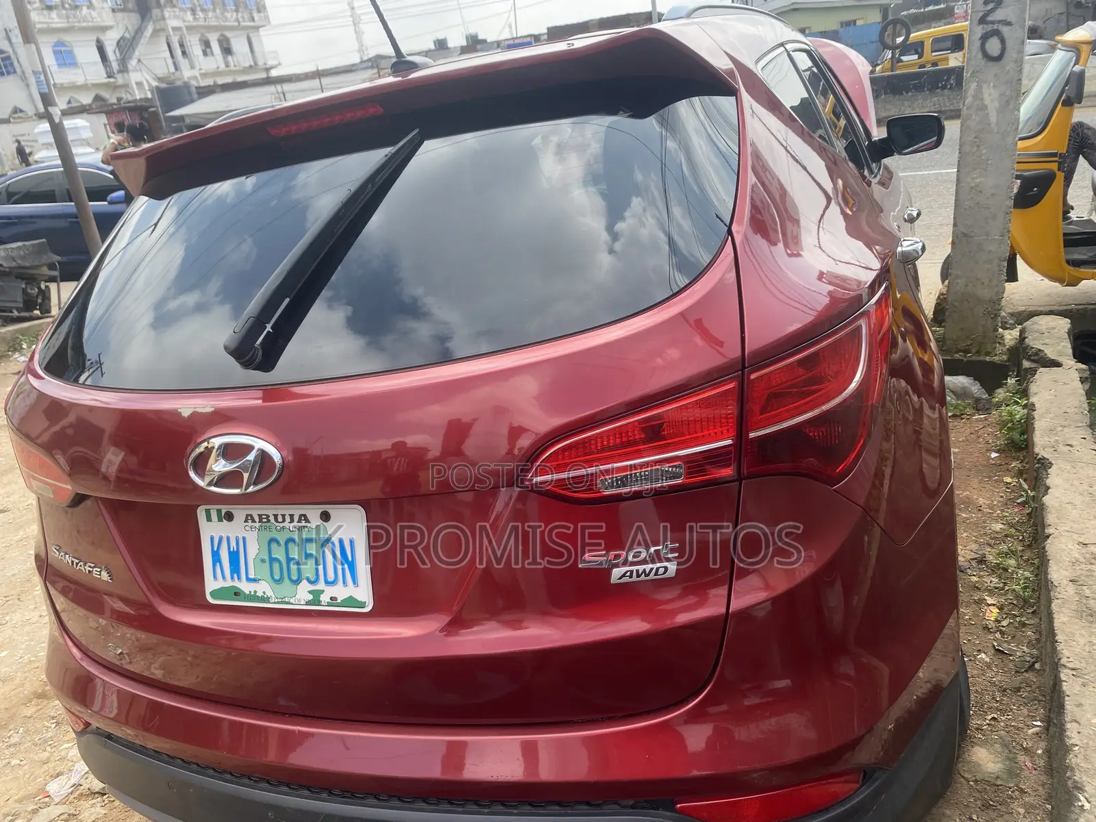 Hyundai Santa Fe 2016 Red