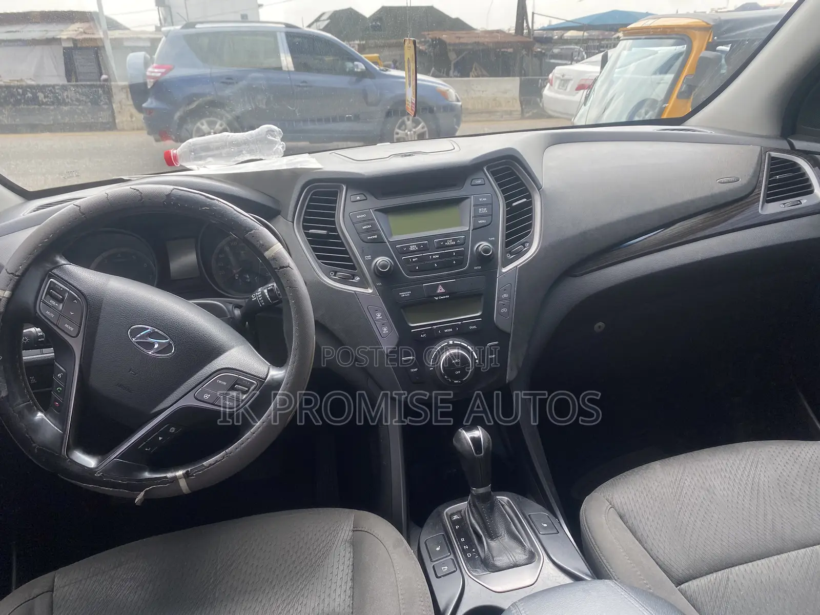 Hyundai Santa Fe 2016 Red