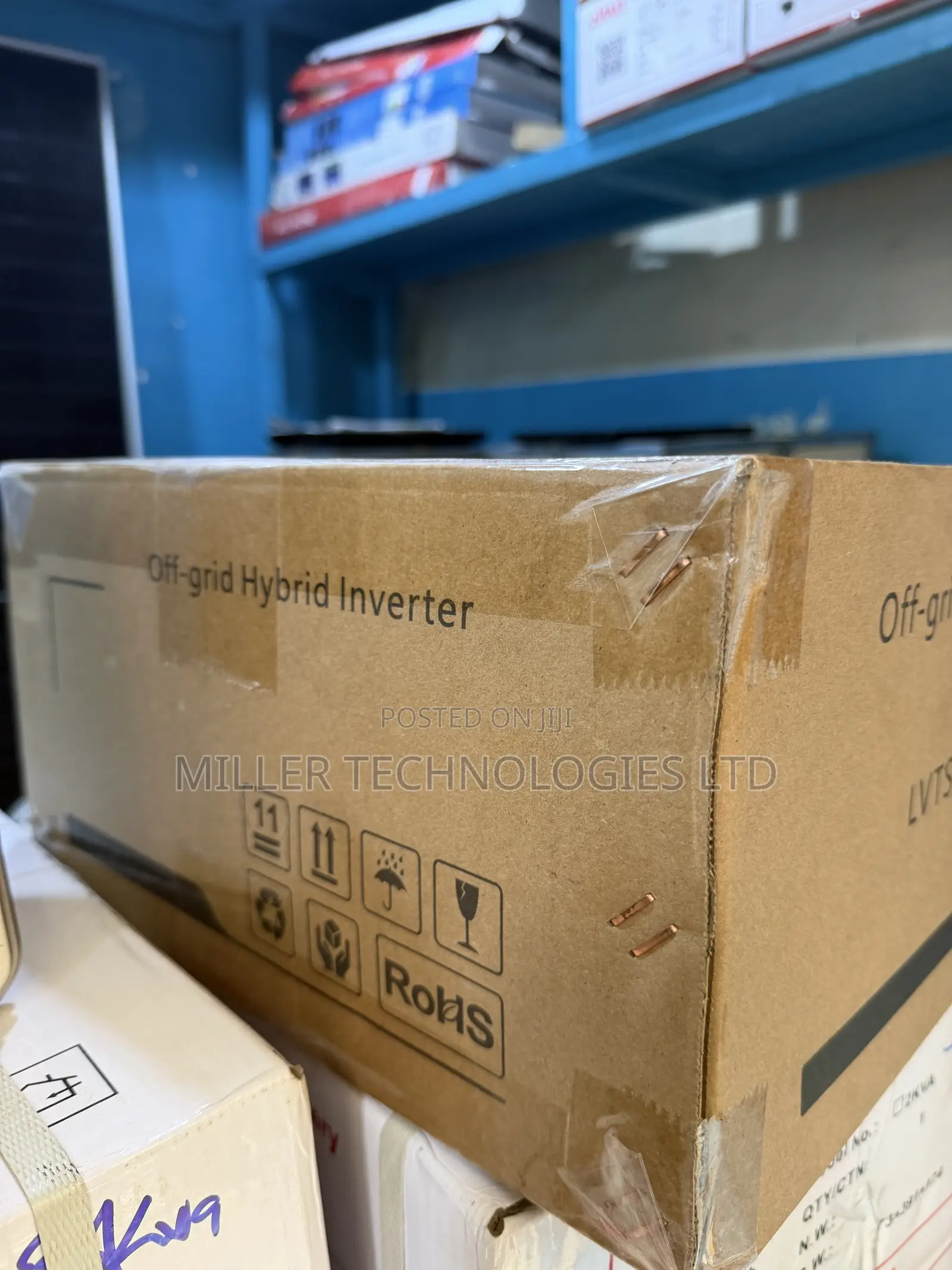 LVTOPSUN 4.2kVA Hybrid Solar Inverter (LVTS-4KW-HYD)