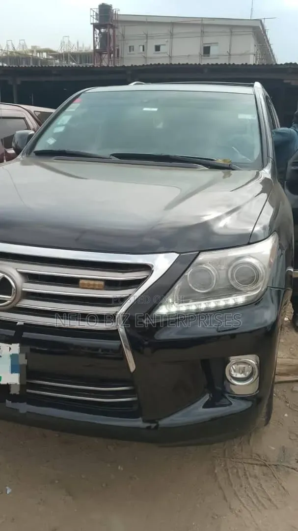 Lexus LX 570 AWD 2014 Black