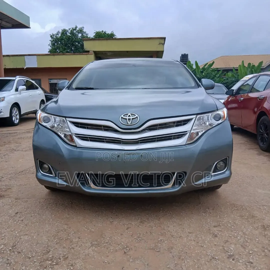 Toyota Venza 2010 Green