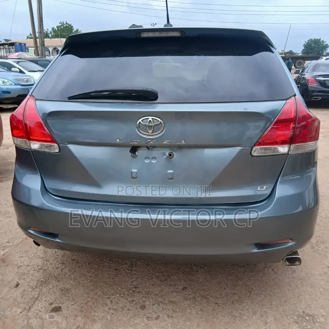 Toyota Venza 2010 Green