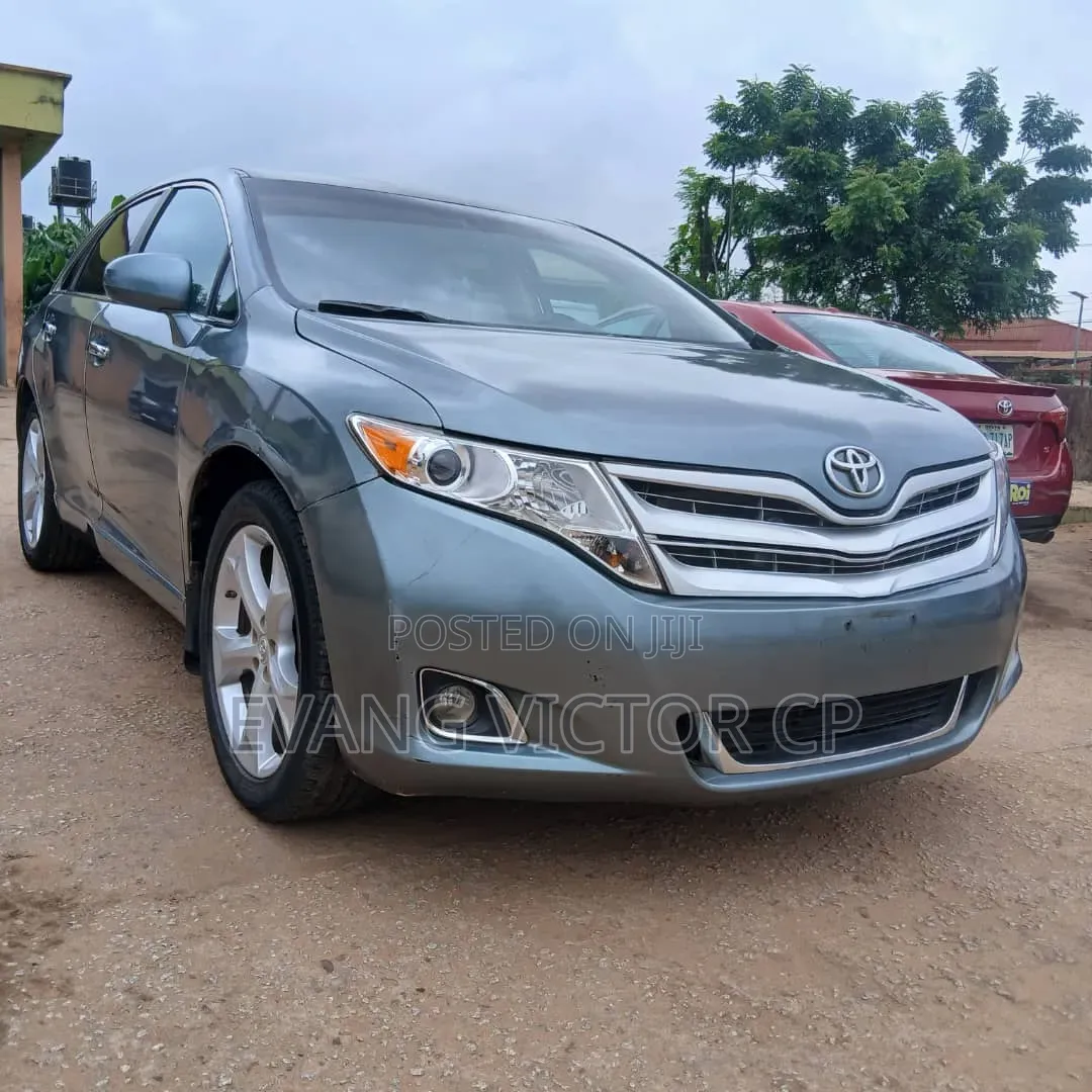 Toyota Venza 2010 Green