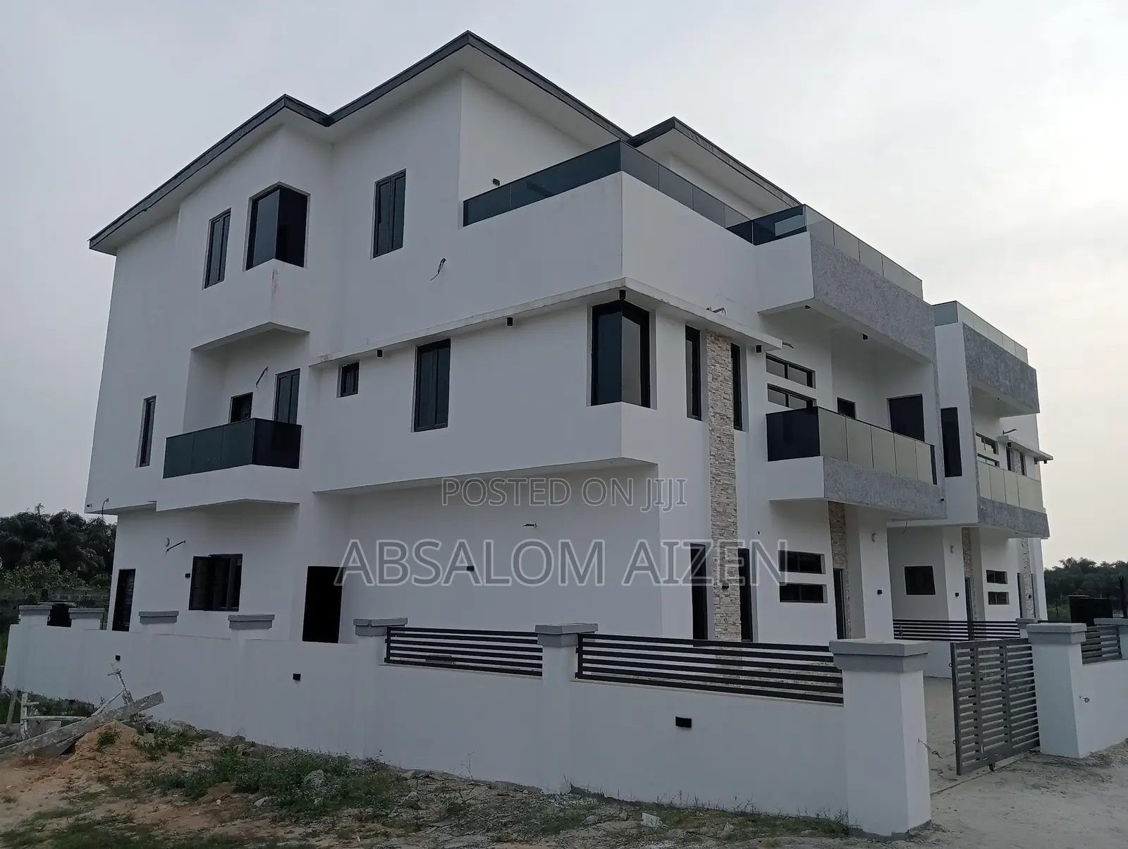 6bdrm Duplex in Five Oaks Residence, Eleko for sale