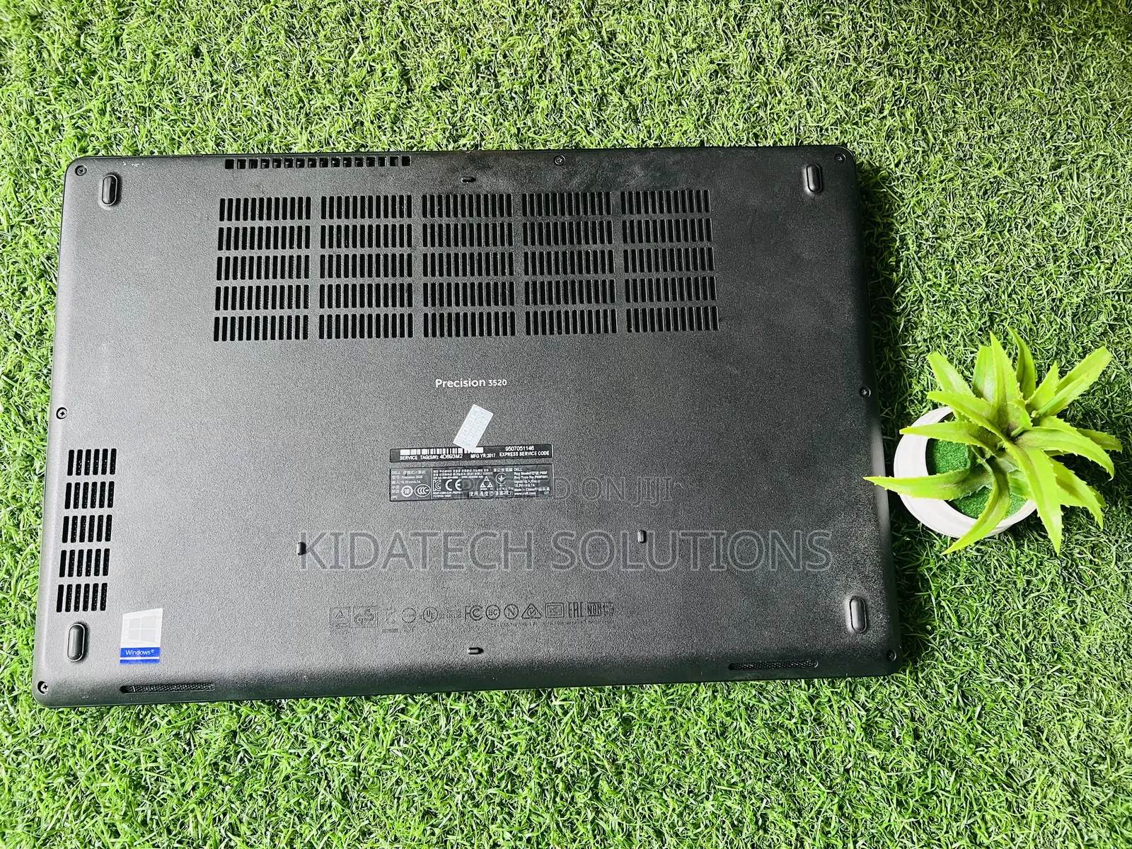 Laptop Dell Precision 15 3520 8GB Intel Core i5 SSD 256GB