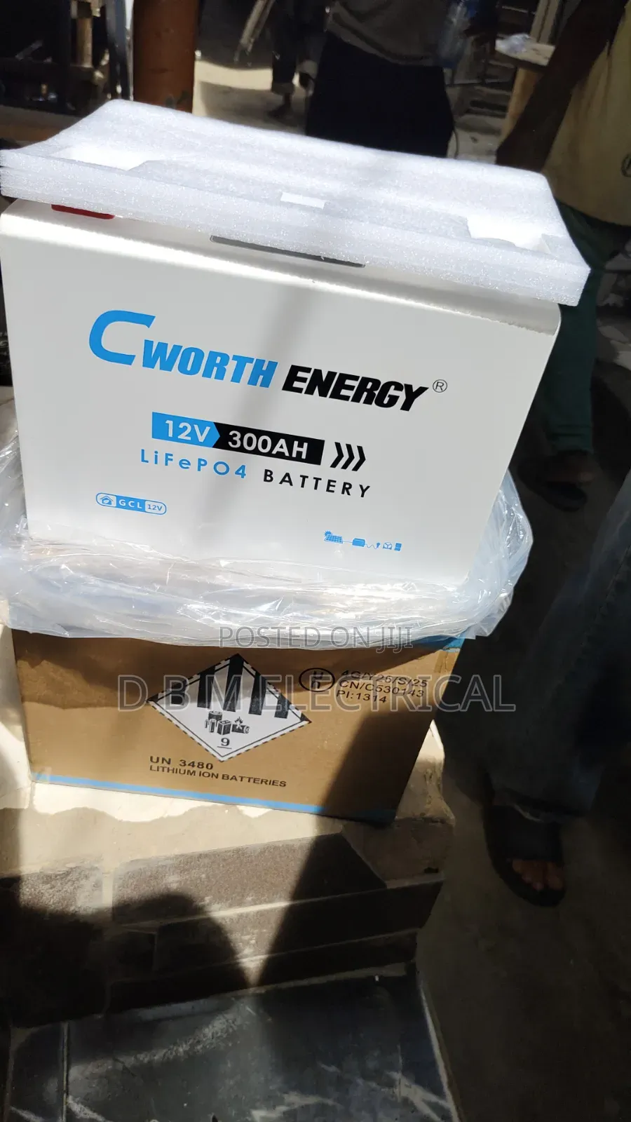 300ah 12v Cworth Solar Lithium