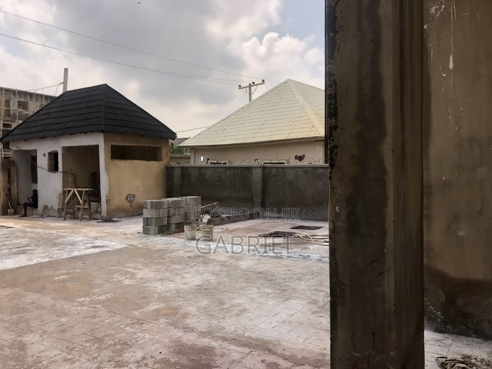 5bdrm Duplex in Dawaki Extension for sale