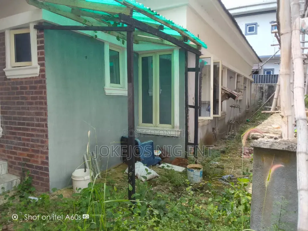 3bdrm Bungalow in Thomas Estate Ajah for sale