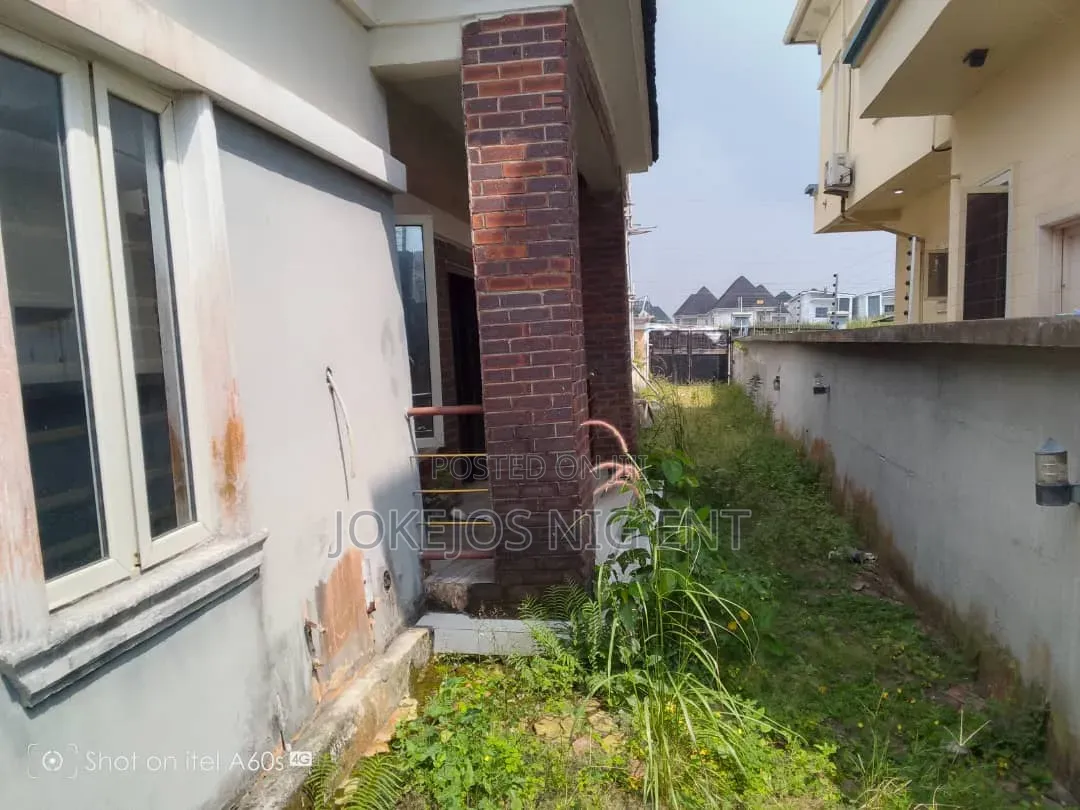3bdrm Bungalow in Thomas Estate Ajah for sale