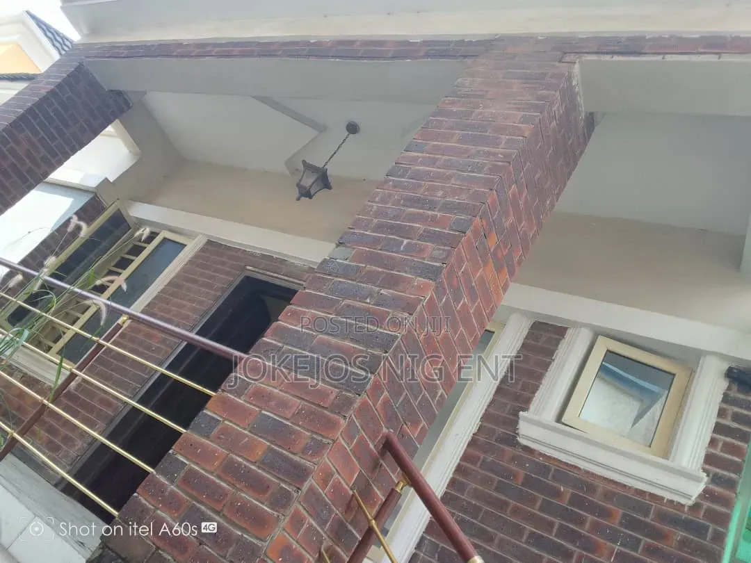 3bdrm Bungalow in Thomas Estate Ajah for sale