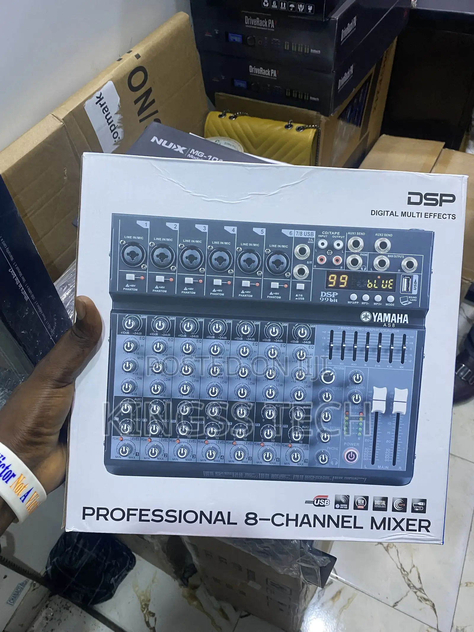 Yamaha DSP 8 Channel Professional Mixer