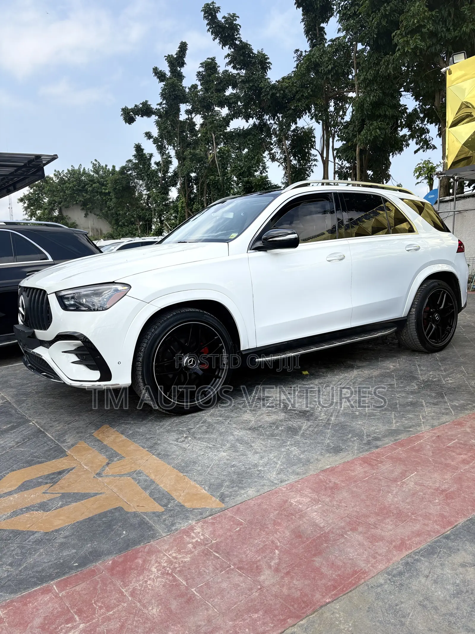 Mercedes-Benz GLE-Class 2019 White