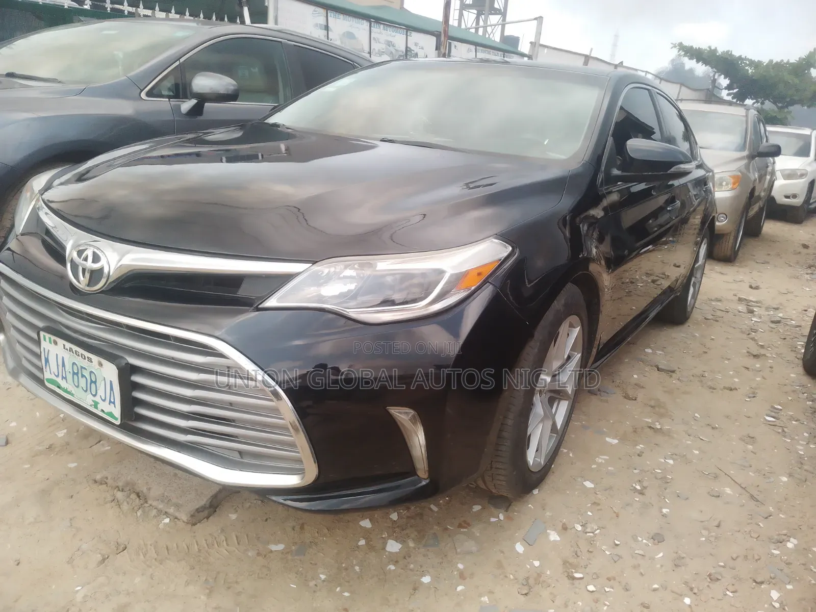 Toyota Avalon 2014 Black