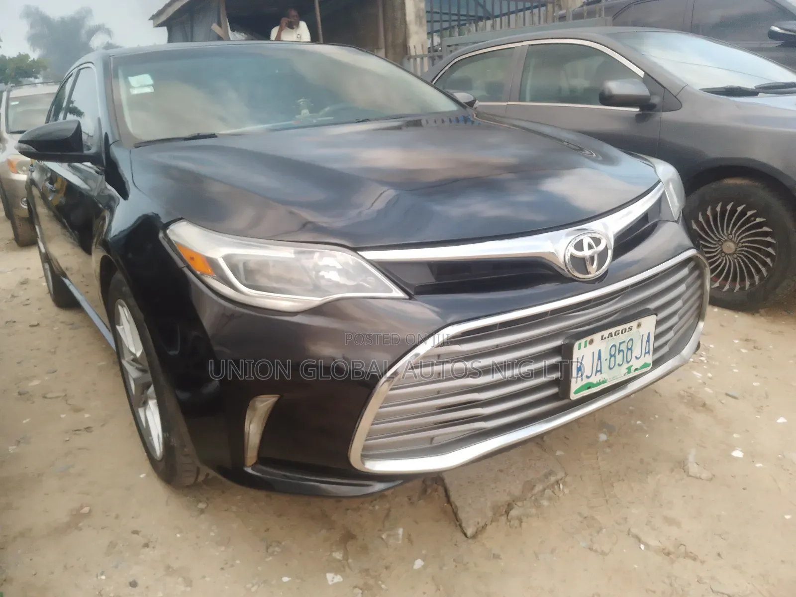 Toyota Avalon 2014 Black