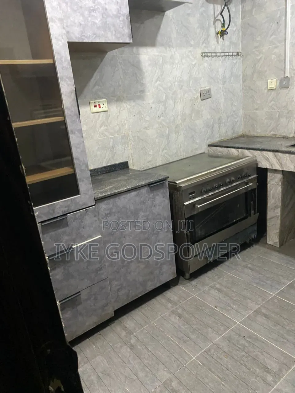 2bdrm Block of Flats in Spinal Apartment, Kaura for sale