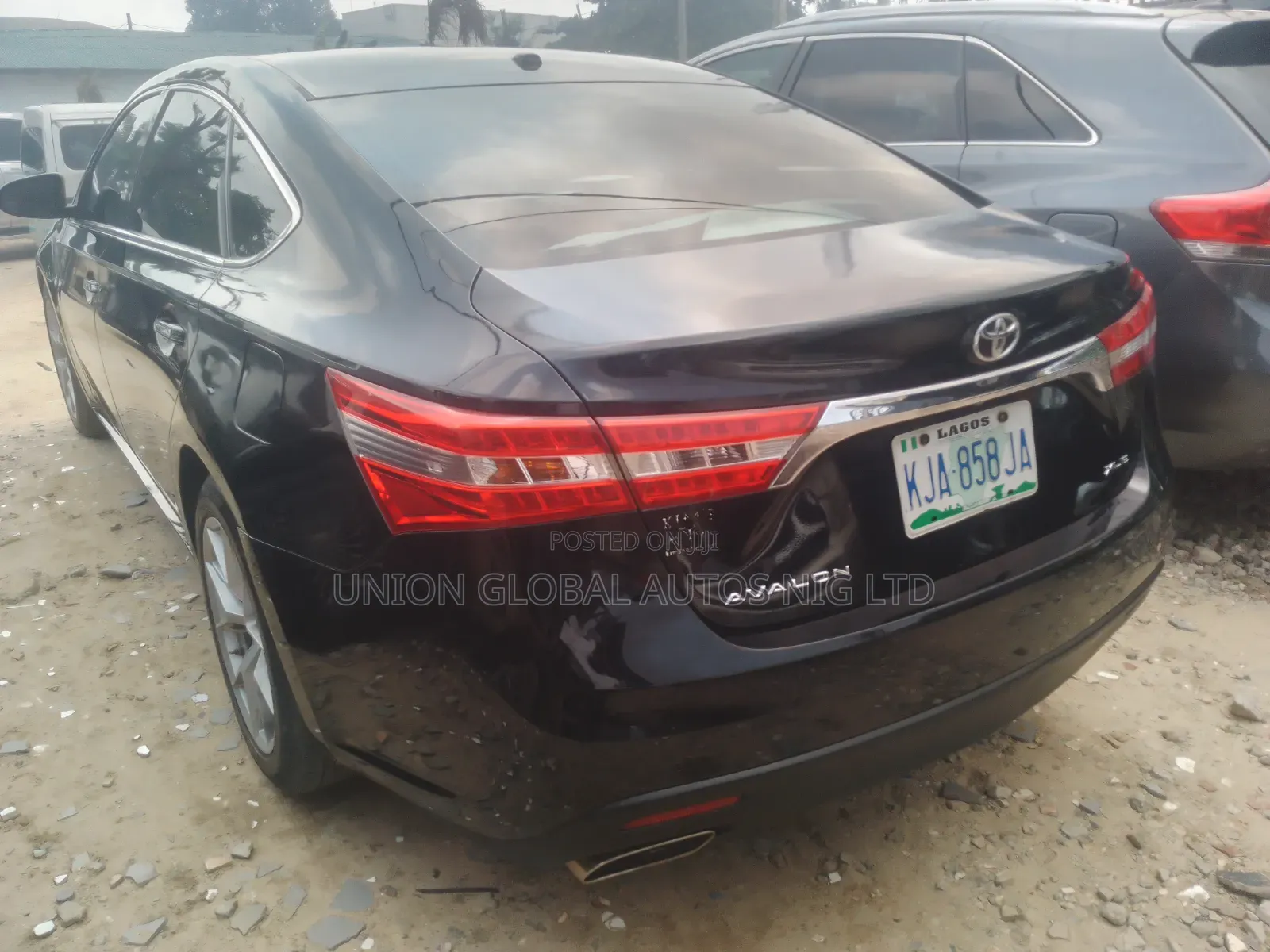 Toyota Avalon 2014 Black