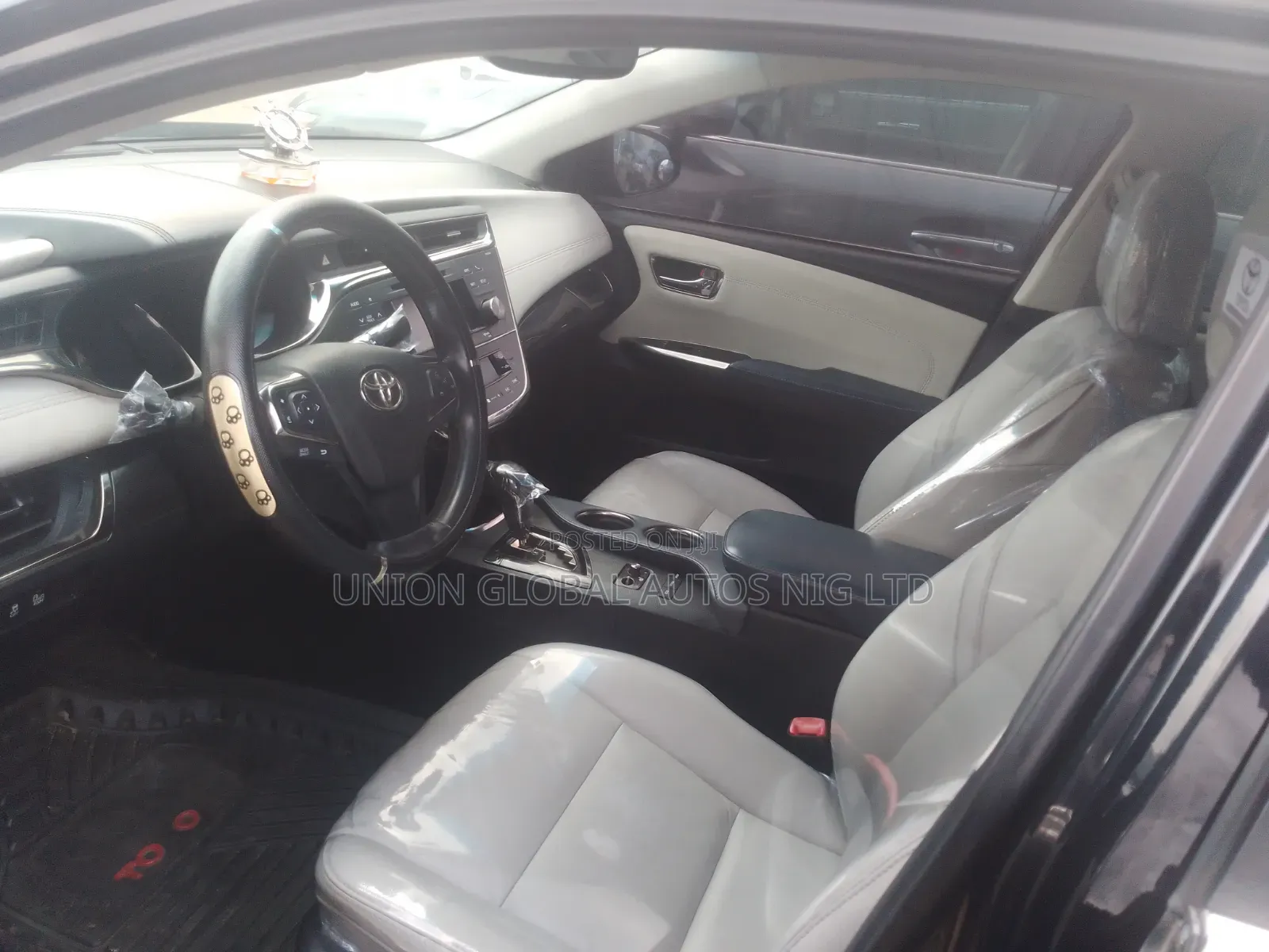 Toyota Avalon 2014 Black