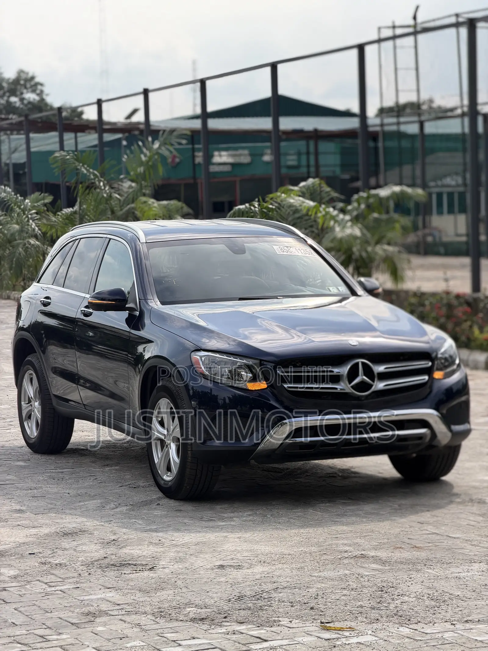 Mercedes-Benz GLC-Class 2016 Blue
