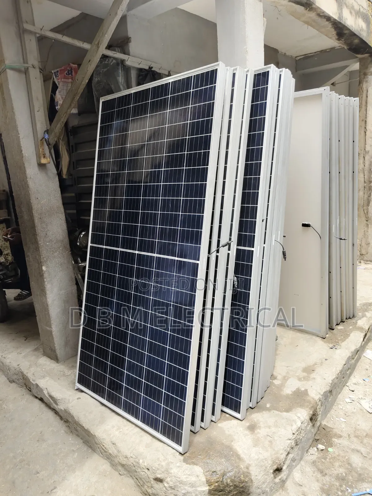625watt Jinko Solar Panel