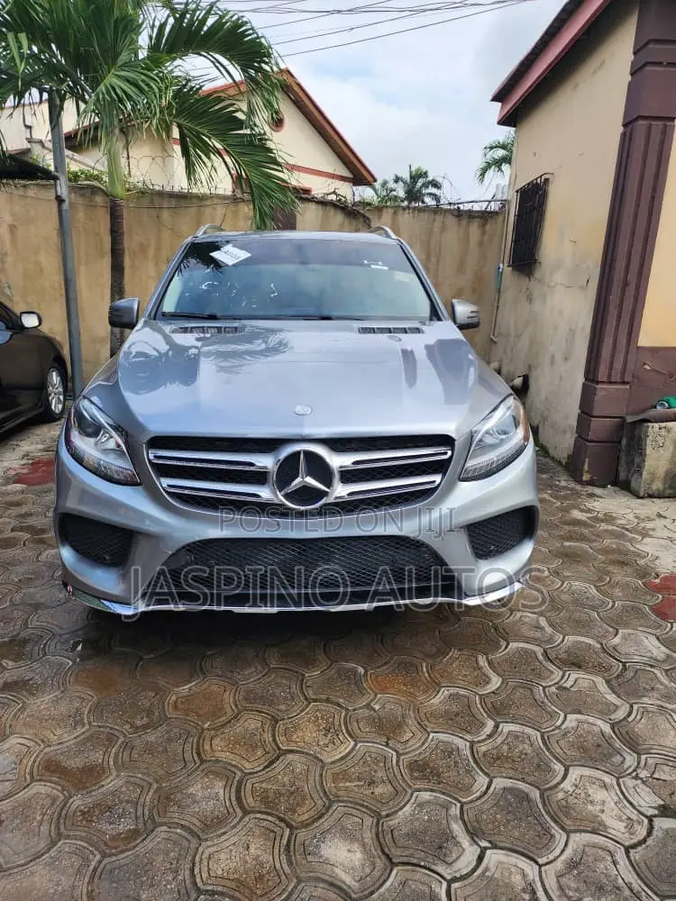 Mercedes-Benz M Class 2012 Silver