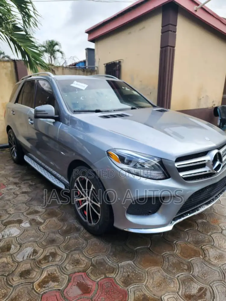 Mercedes-Benz M Class 2012 Silver