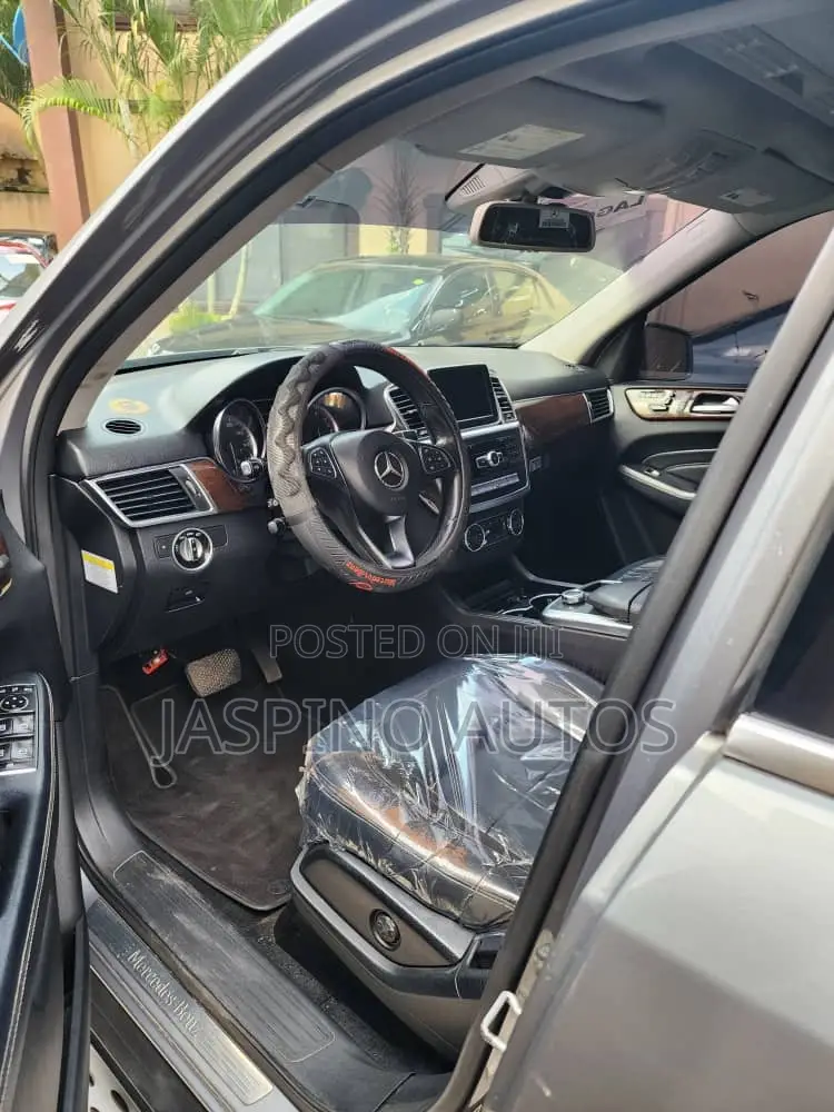 Mercedes-Benz M Class 2012 Silver