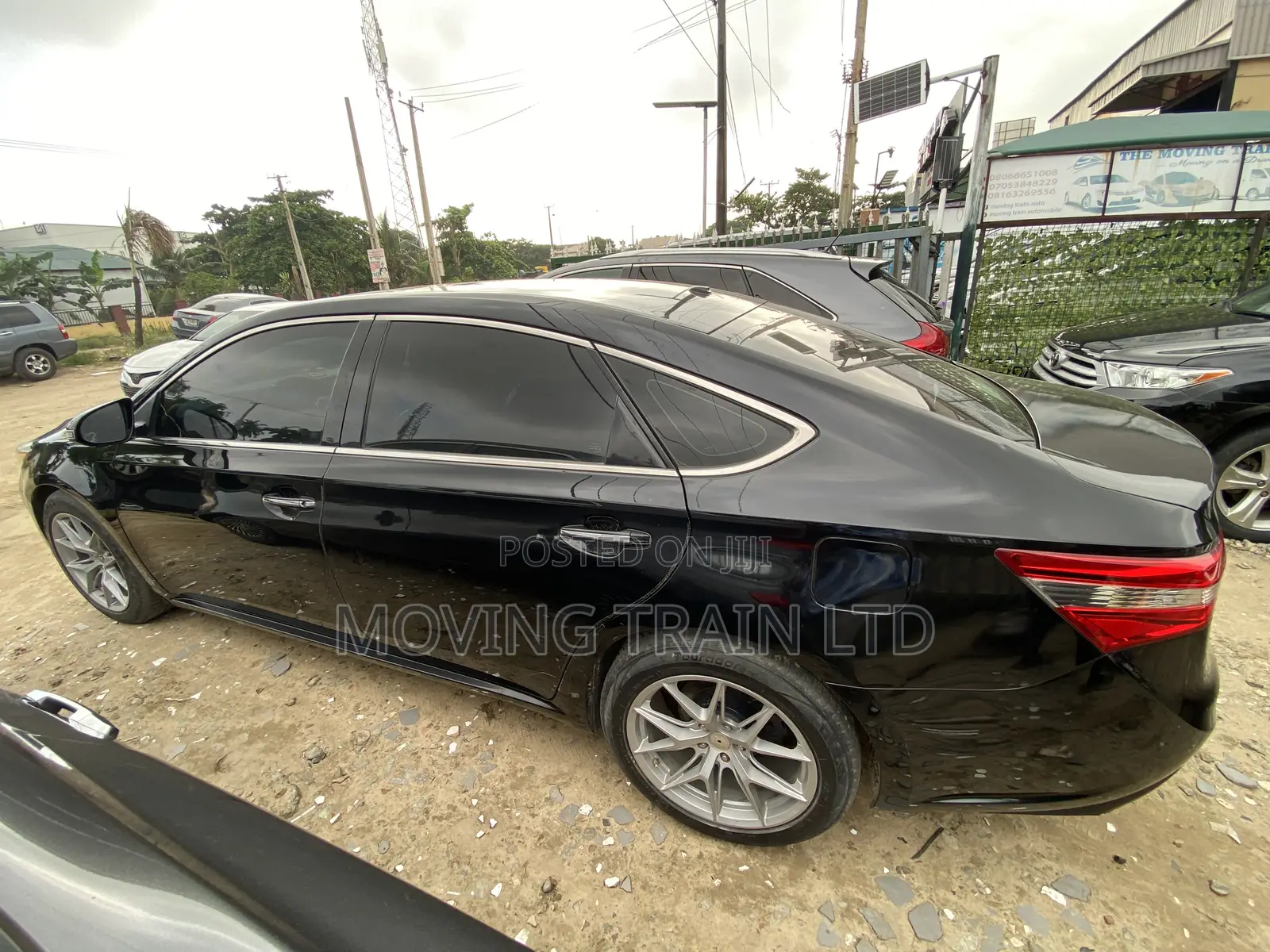 Toyota Avalon XLE Premium Sedan FWD (3.5L 6cyl 6A) 2013 Black