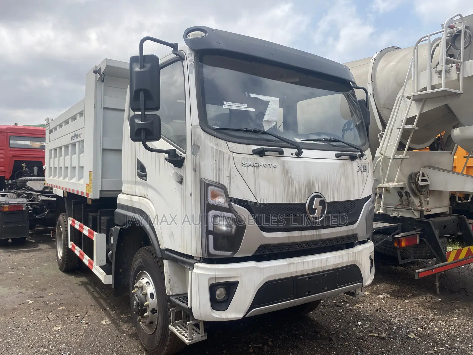 Sagmoto X9 6tires Dump Truck