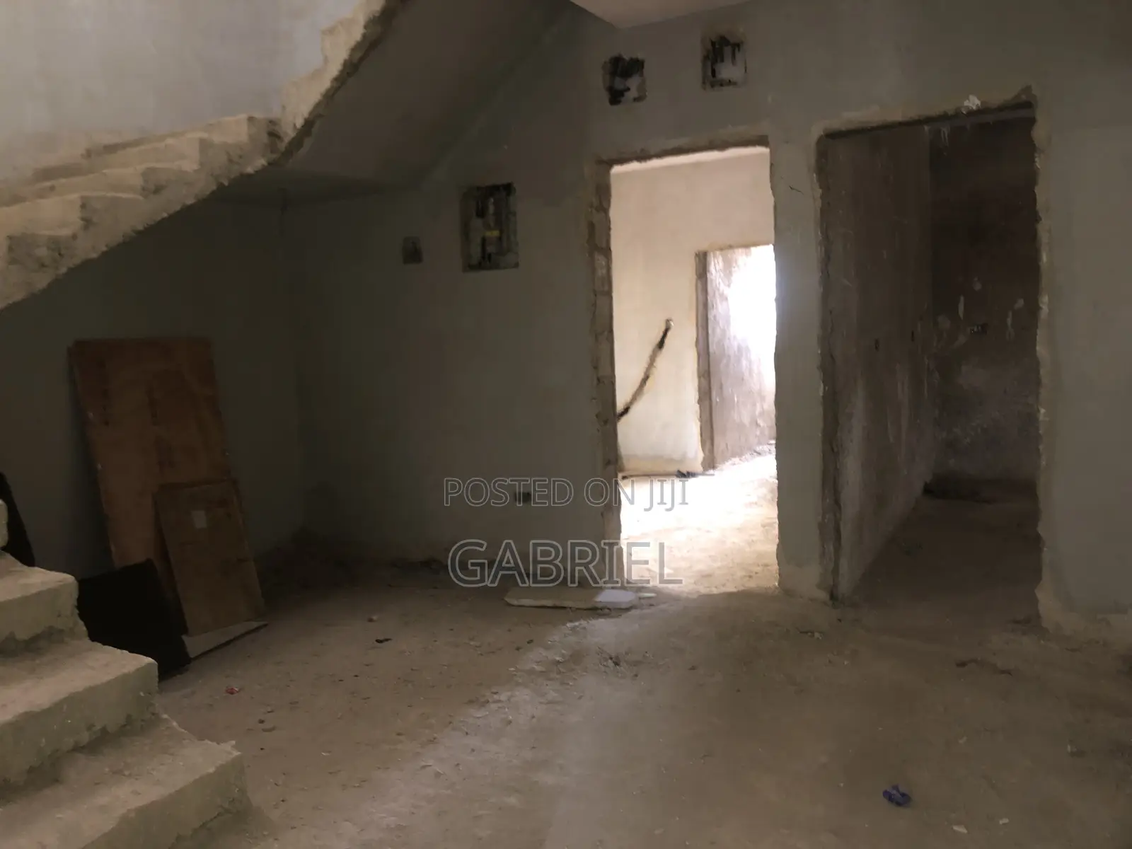 5bdrm Duplex in Dawaki Extension for sale