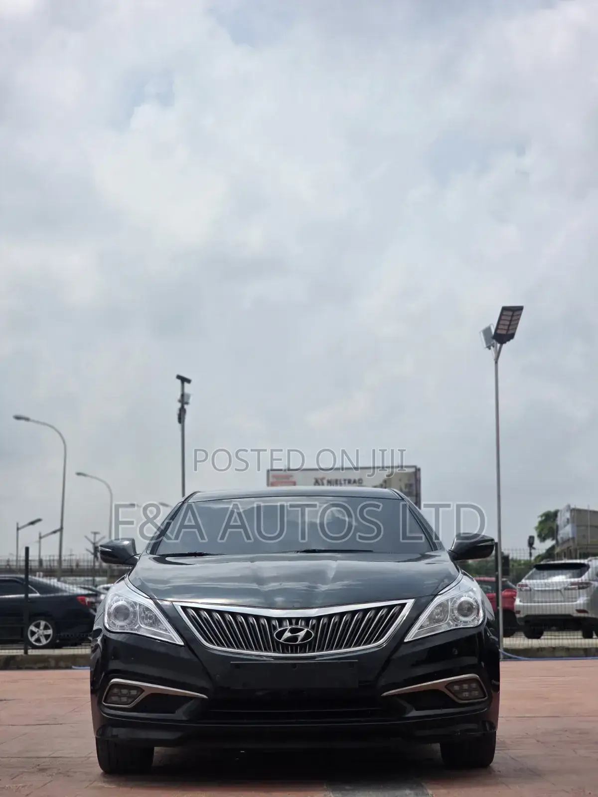 Hyundai Grandeur 2016 Black