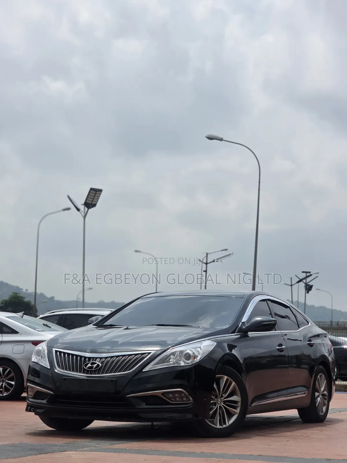 Hyundai Grandeur 2016 Black