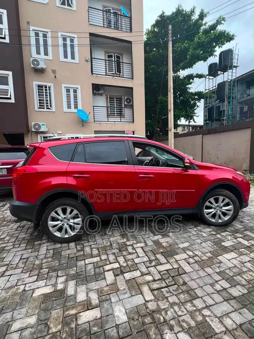 Toyota RAV4 Limited 4dr SUV (2.5L 4cyl 6A) 2015 Red