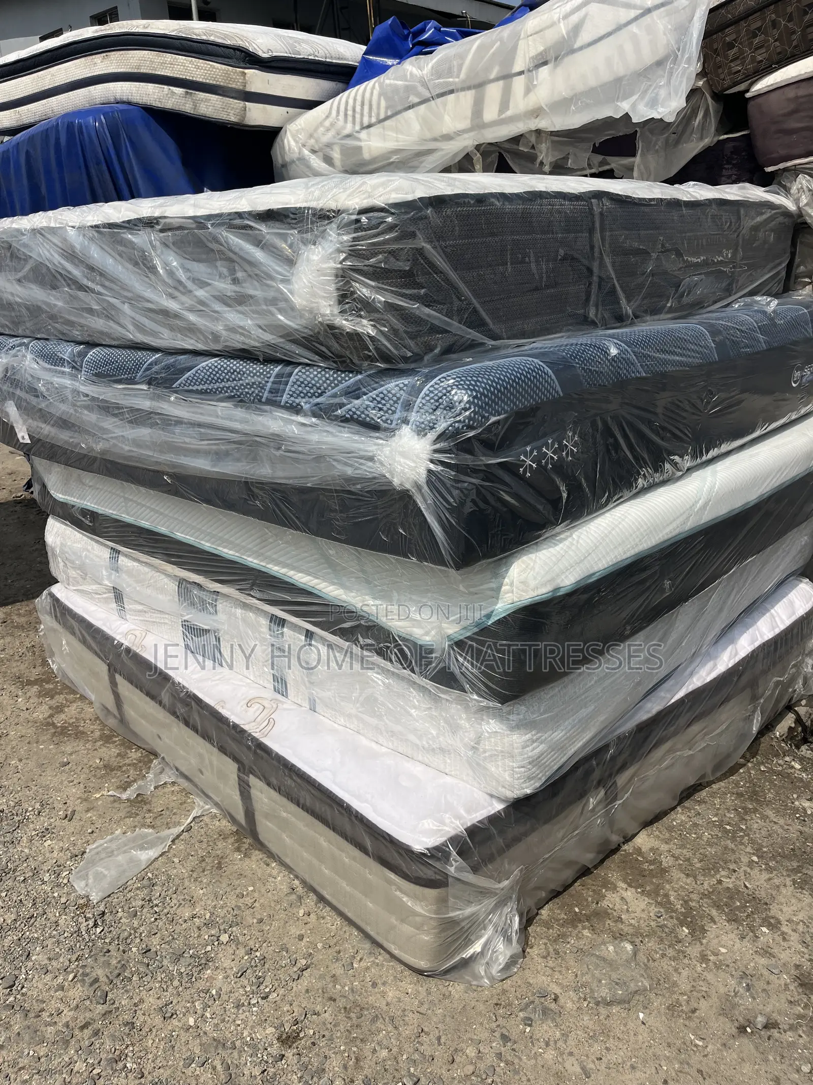 6 by 6 Mattress There’s Something Satisfying About Unboxing a Mattress