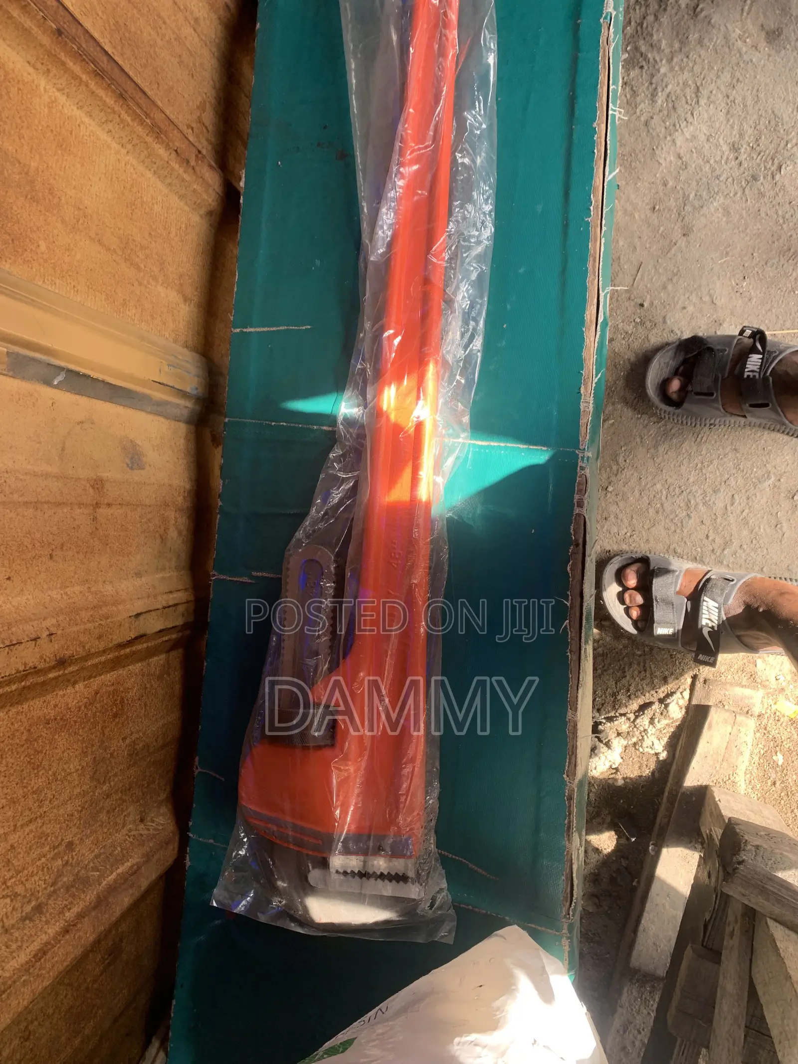 Industrial Pipe Wrench
