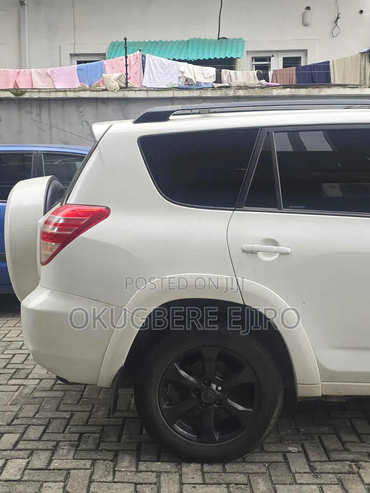 Toyota RAV4 2012 White