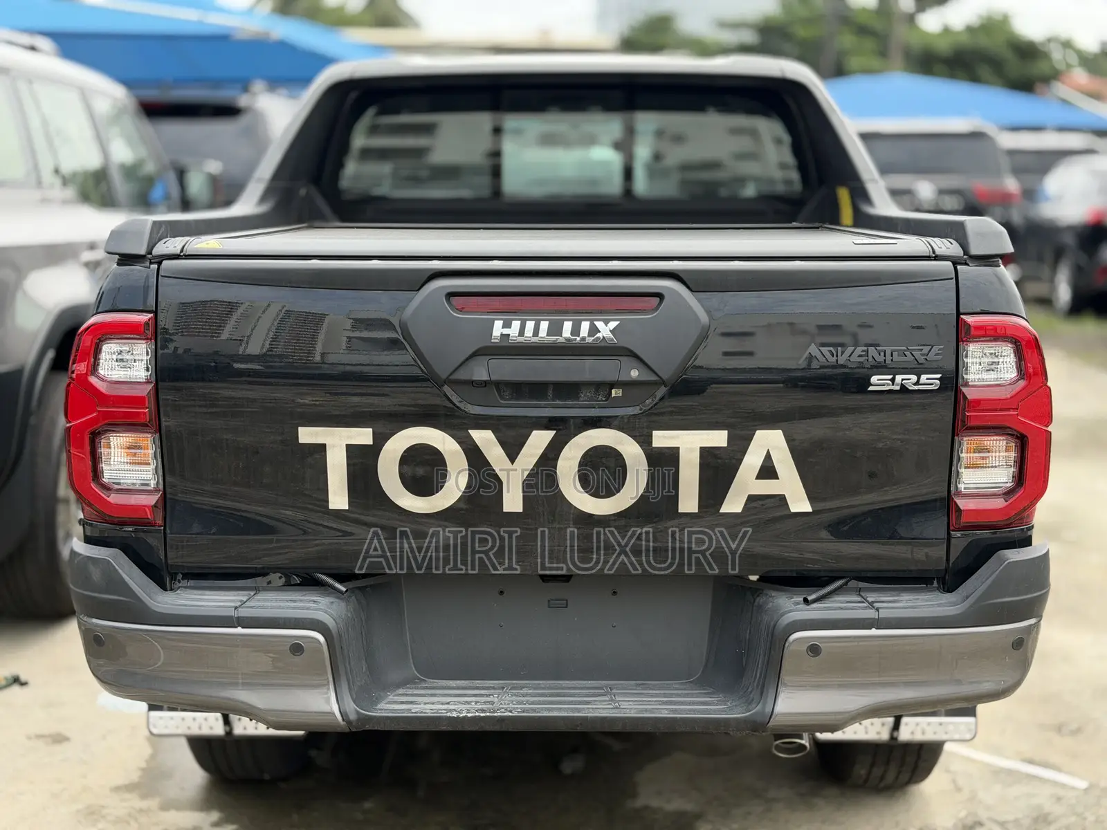 New Toyota Hilux 2025 Black