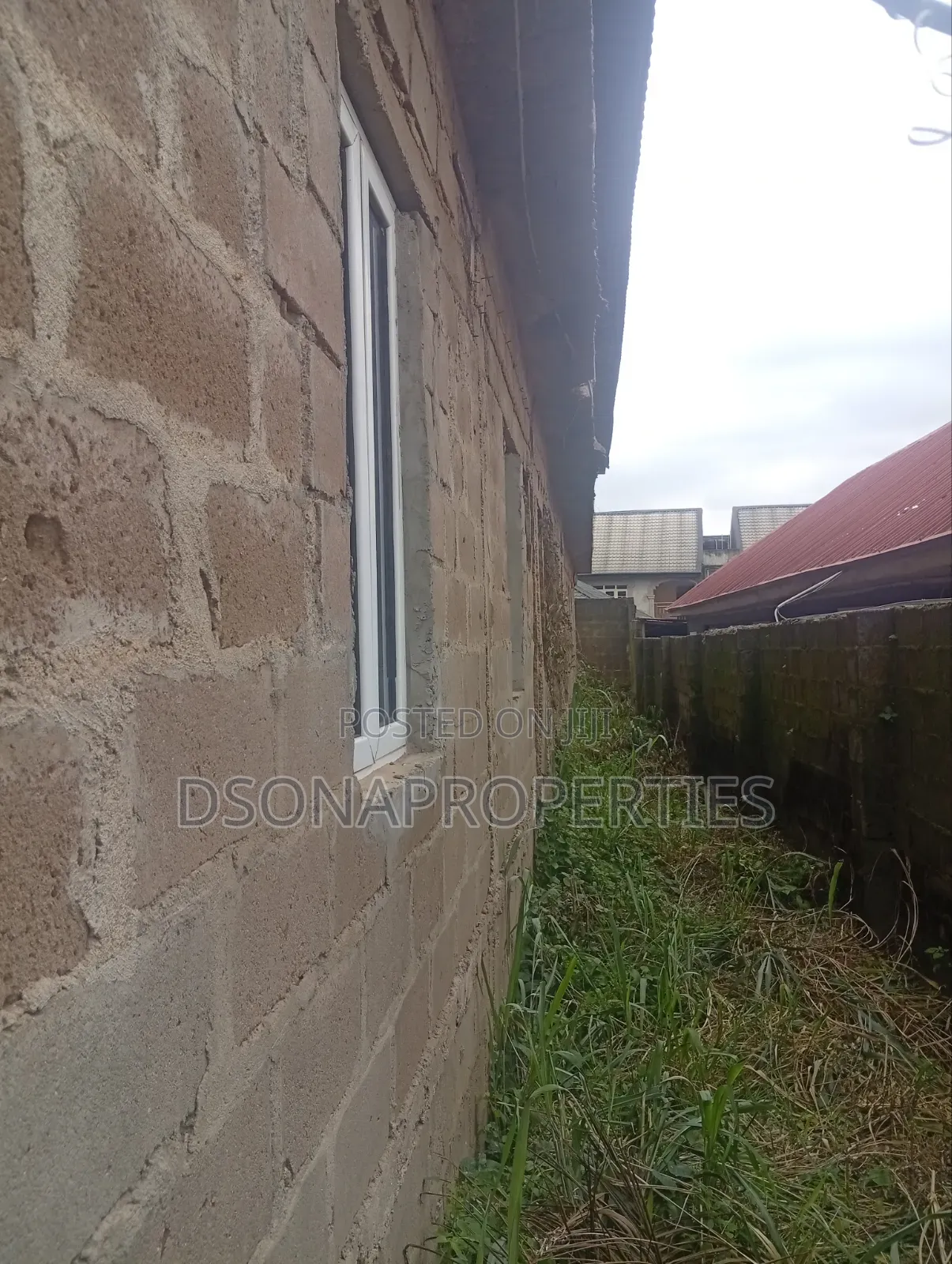 2bdrm House in Blueview Estate, Iju-Ishaga for sale