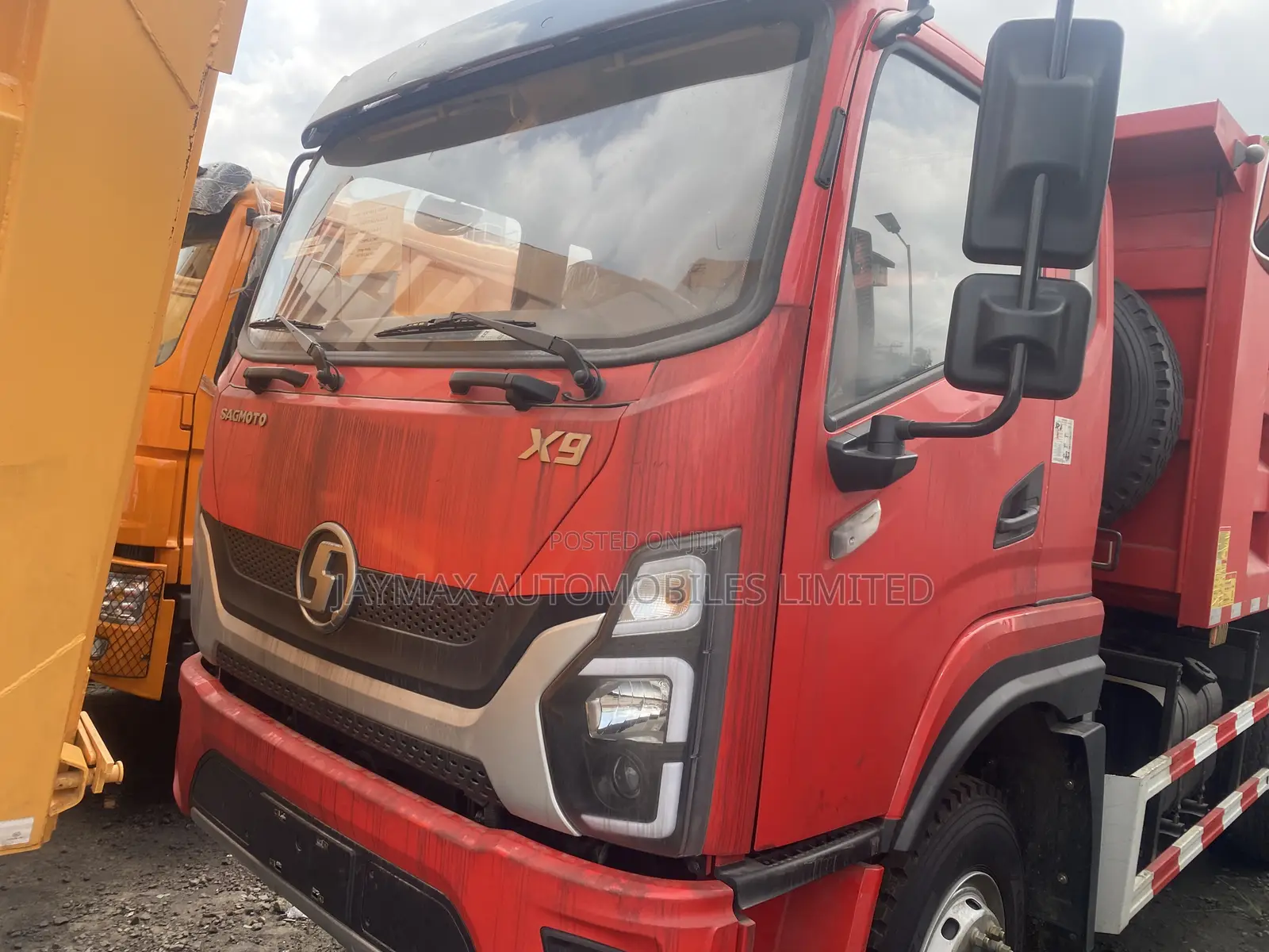 Sagmoto X9 6 Tyres Tipper 2024 Red