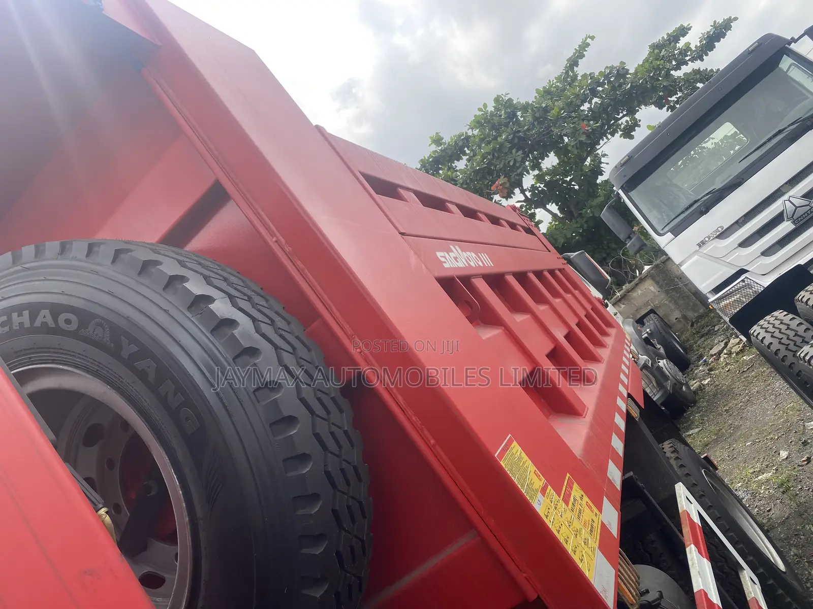 Sagmoto X9 6 Tyres Tipper 2024 Red