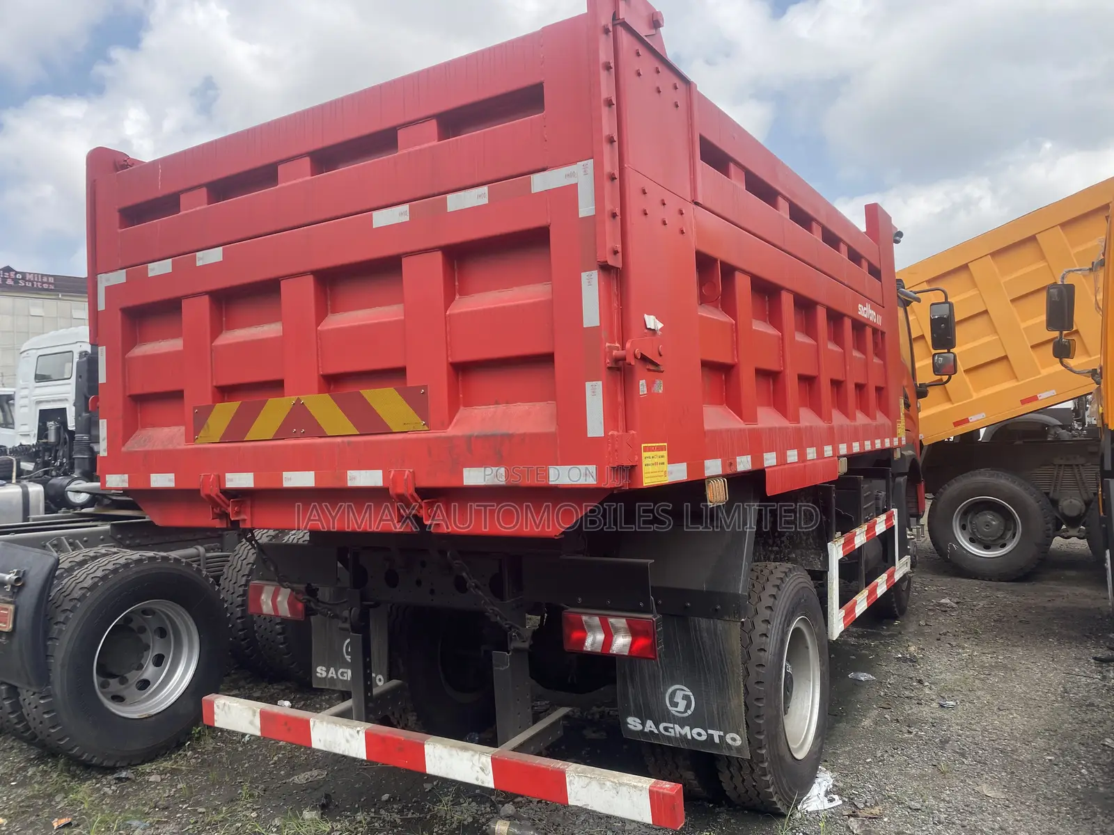 Sagmoto X9 6 Tyres Tipper 2024 Red