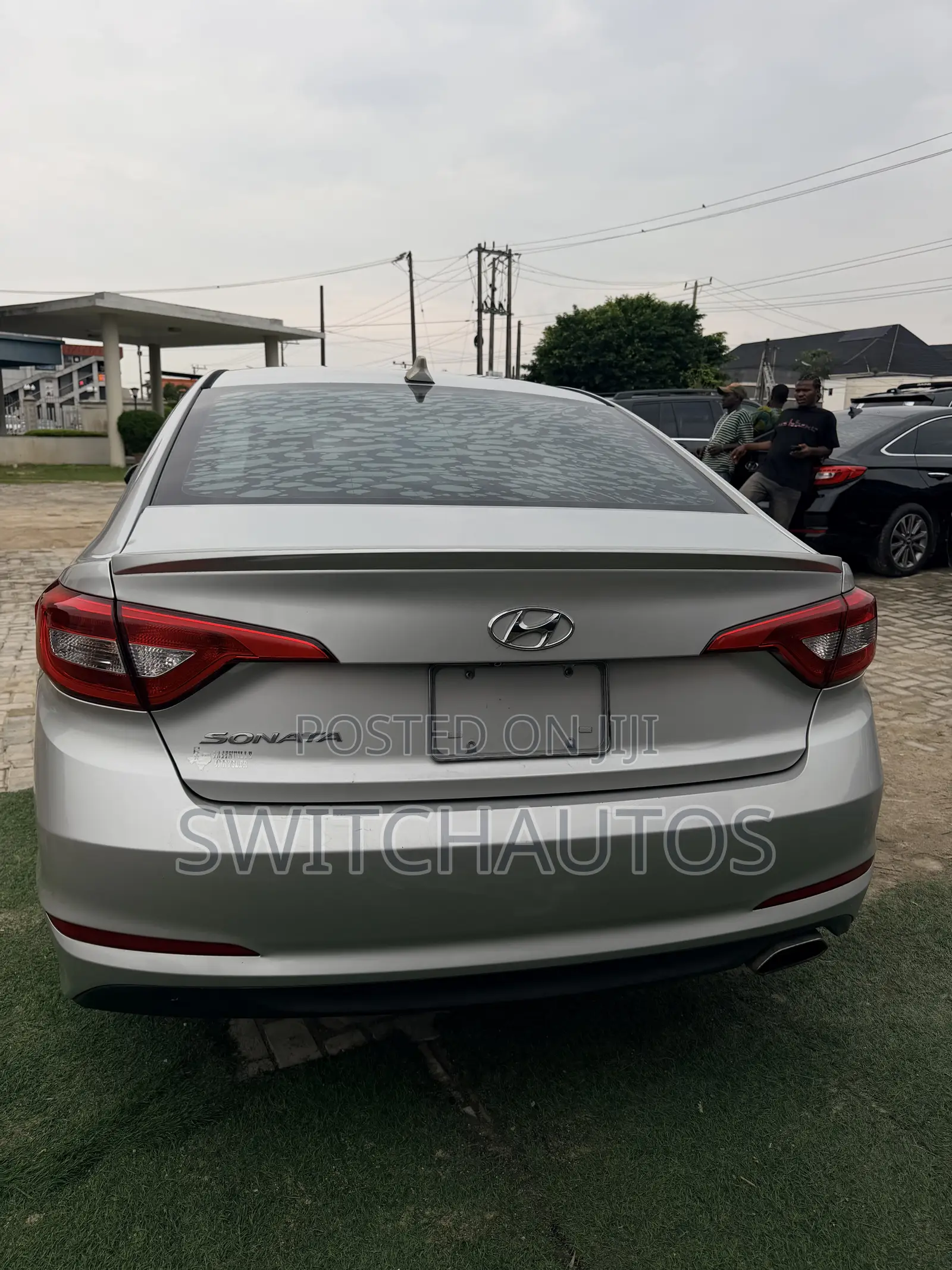 Hyundai Sonata Base Sedan FWD (2.4L 4cyl 6A) 2016 Silver