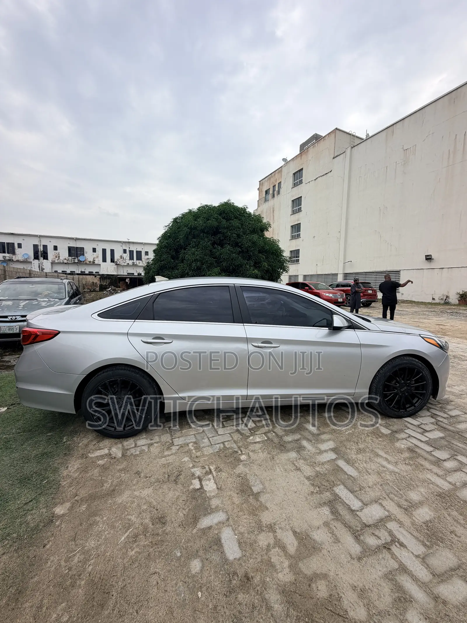 Hyundai Sonata Base Sedan FWD (2.4L 4cyl 6A) 2016 Silver