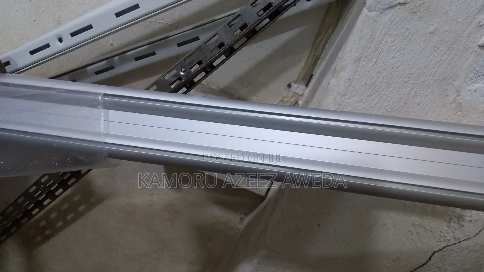 Wall Drop Roller Complete Set With 10ft Rail