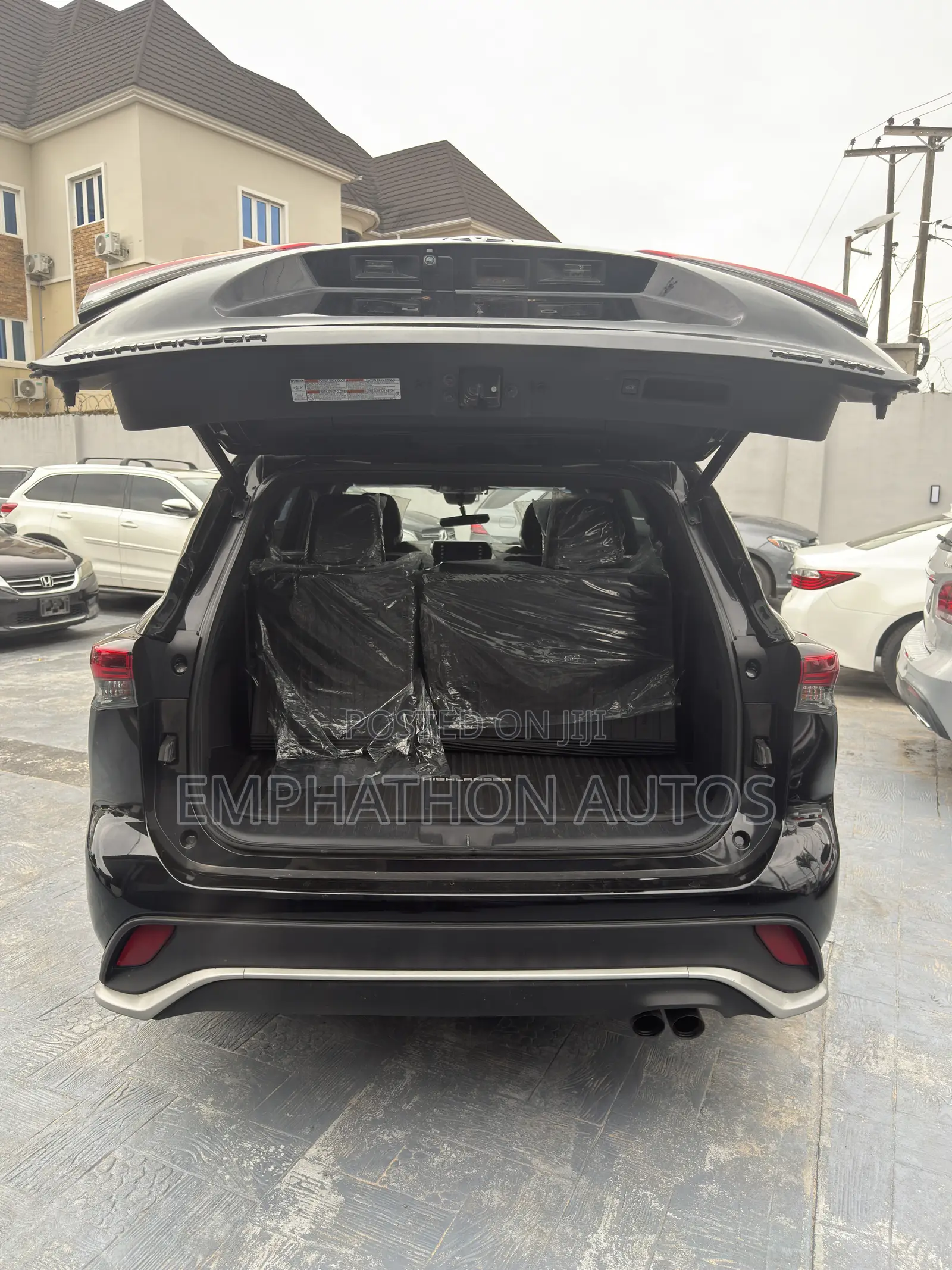 Toyota Highlander XSE 2021 Black