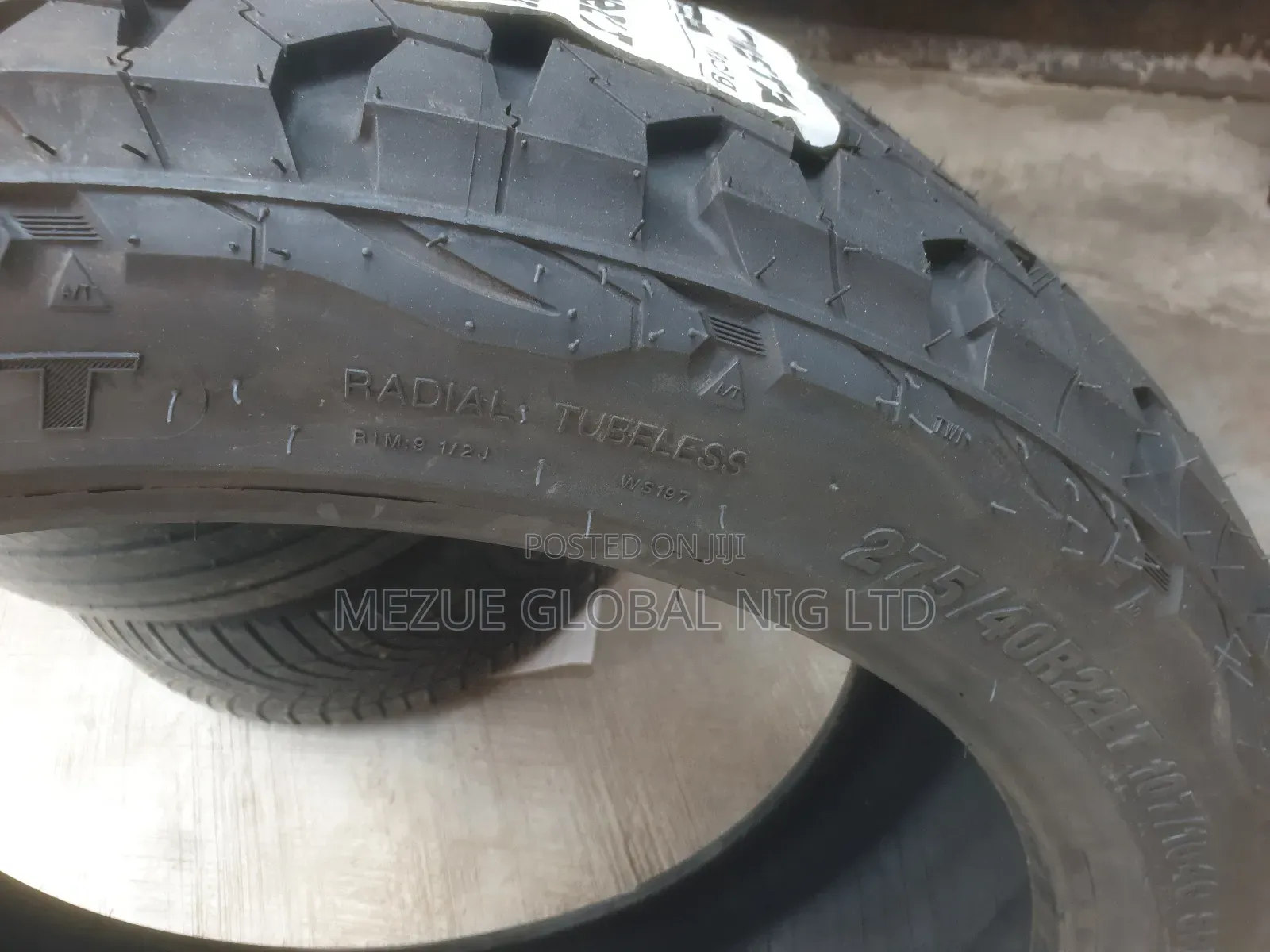 Yusta Tyre 275/40/R21