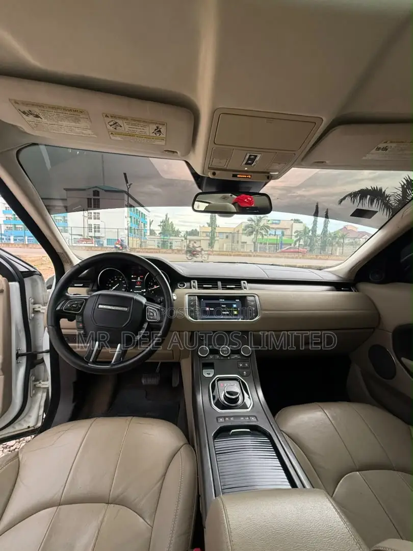 Land Rover Range Rover Evoque 2018 White