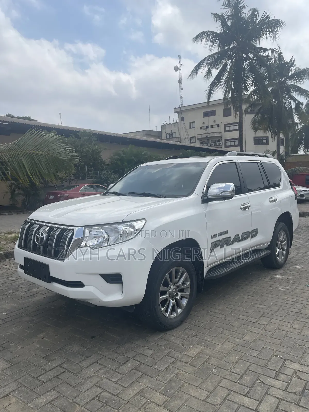 Toyota Land Cruiser Prado 2019 White