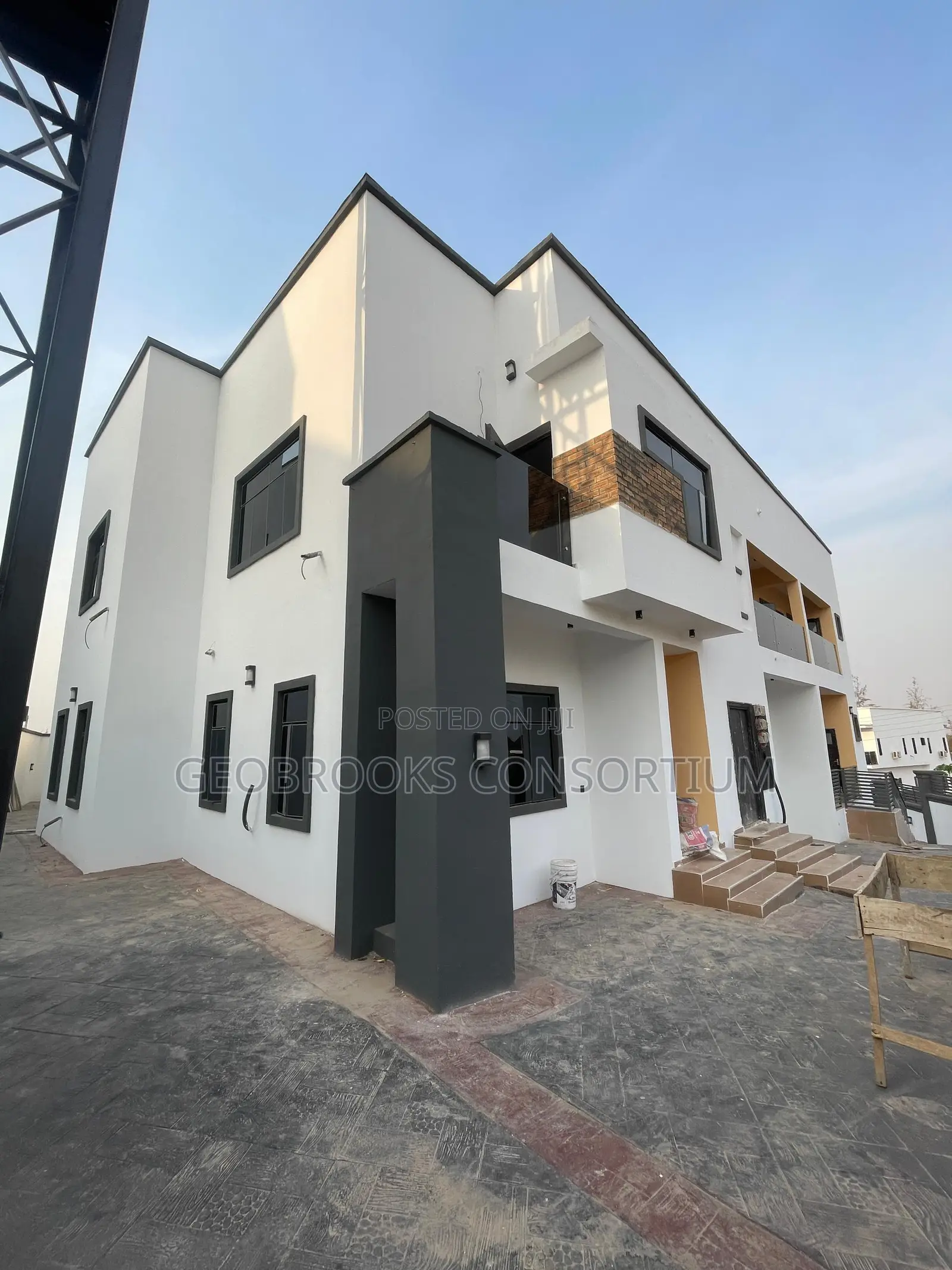 3bdrm Block of Flats in Carlton Gate Estate, Akobo for rent